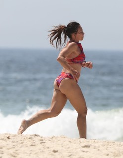 Carla Marins feet photo 2