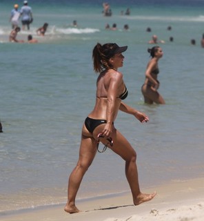 Carla Marins feet photo 5