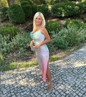 Carla Moreau feet photo 14