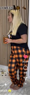 Carla Moreau feet photo 4