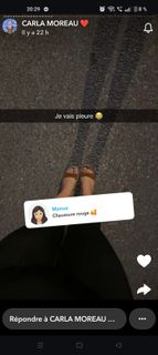 Carla Moreau feet photo 4