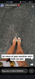 Carla Moreau feet photo 9