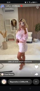 Carla Moreau feet photo 8