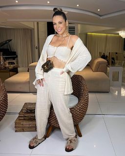 Carla Perez feet photo 8