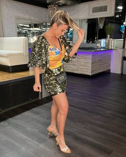 Carla Perez feet photo 1