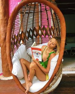 Carla Quevedo feet photo 17