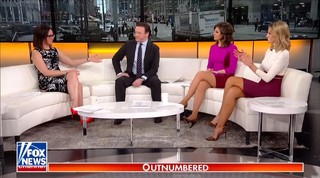 Carley Shimkus feet photo thumbnail