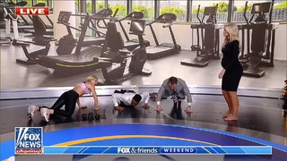 Carley Shimkus feet photo thumbnail