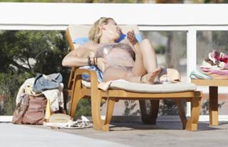 Carley Stenson feet photo 1