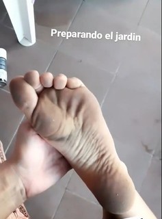 Carlota Boza feet photo 10