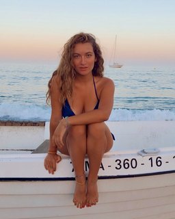 Carlota Boza feet photo 7