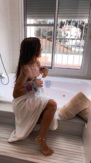 Carlota Boza feet photo 2