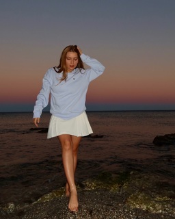 Carlota Boza feet photo 8