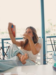 Carlota Boza feet photo 11