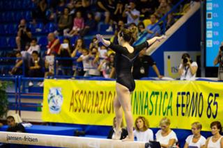 Carlotta Ferlito feet photo thumbnail