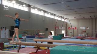 Carlotta Ferlito feet photo thumbnail