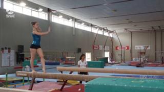 Carlotta Ferlito feet photo thumbnail