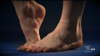 Carlotta Ferlito feet photo thumbnail