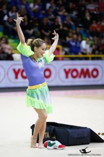 Carlotta Ferlito feet photo thumbnail