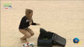 Carlotta Ferlito feet photo thumbnail