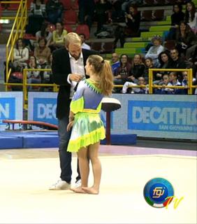 Carlotta Ferlito feet photo thumbnail