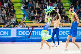 Carlotta Ferlito feet photo thumbnail