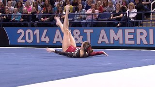 Carlotta Ferlito feet photo thumbnail