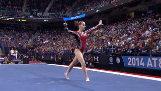 Carlotta Ferlito feet photo thumbnail