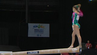 Carlotta Ferlito feet photo thumbnail