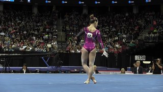 Carlotta Ferlito feet photo thumbnail