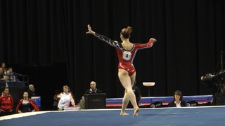 Carlotta Ferlito feet photo thumbnail