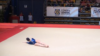 Carlotta Ferlito feet photo thumbnail