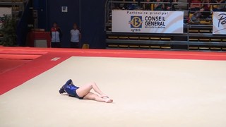 Carlotta Ferlito feet photo thumbnail