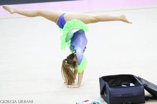 Carlotta Ferlito feet photo thumbnail