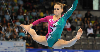 Carlotta Ferlito feet photo thumbnail