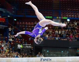 Carlotta Ferlito feet photo thumbnail