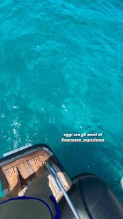 Carlotta Ferlito feet photo thumbnail