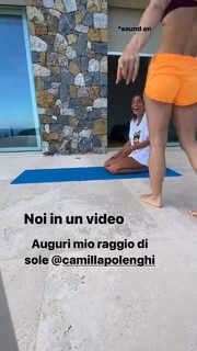 Carlotta Ferlito feet photo thumbnail