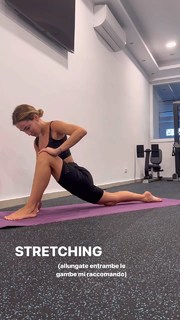 Carlotta Ferlito feet photo thumbnail