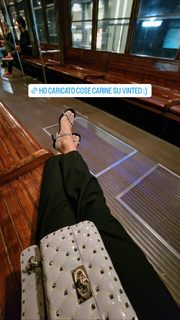 Carlotta Ferlito feet photo thumbnail