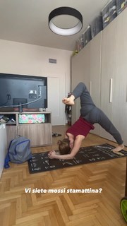 Carlotta Ferlito feet photo thumbnail