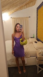 Carlotta Ferlito feet photo thumbnail