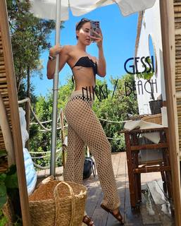 Carlotta Ferlito feet photo thumbnail