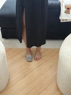 Carlotta Ferlito feet photo thumbnail