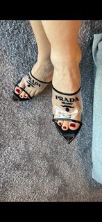 Carlotta Ferlito feet photo 11