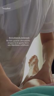 Carlotta Ferlito feet photo 4