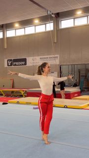 Carlotta Ferlito feet photo 10