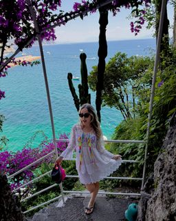 Carlotta Ferlito feet photo 6