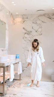 Carlotta Ferlito feet photo 4