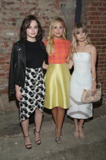 Carlson Young feet photo thumbnail